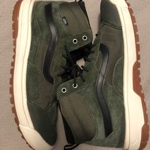 Vans Men’s Ultrarange Hi Top